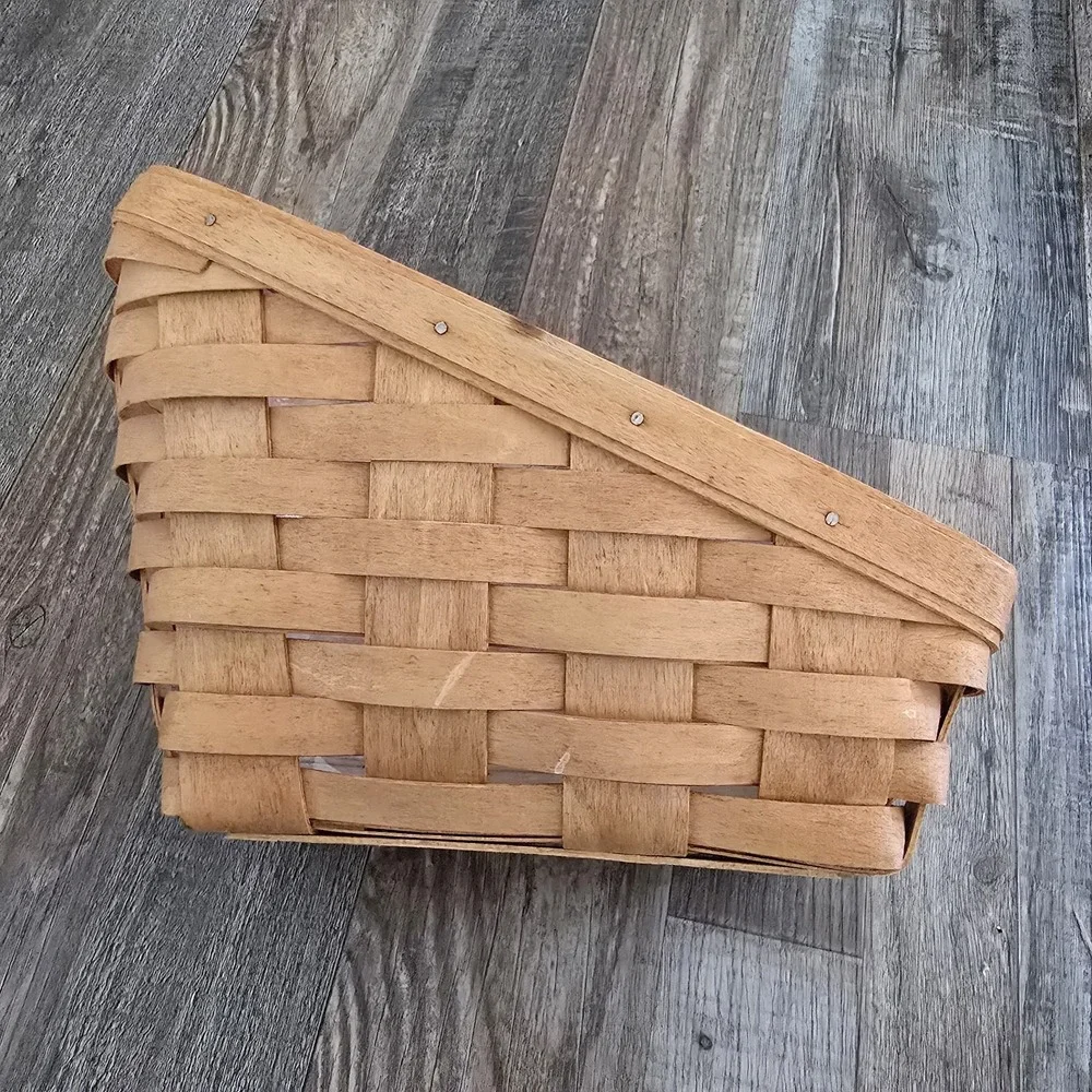 Longaberger 1992 Small Vegetable Basket & Protector‎ Vintage